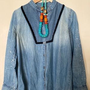 ☀️ 3/$20 SALE Free People Denim Shirt